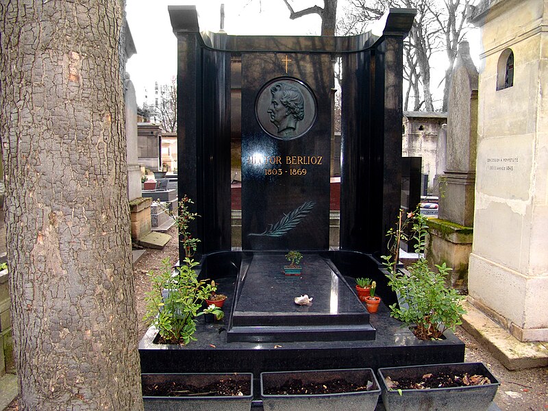 File:Tombe Berlioz.jpg