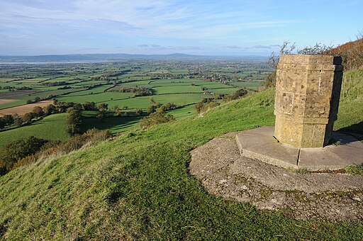 Toposcope on Coaley Peak - geograph.org.uk - 3743685