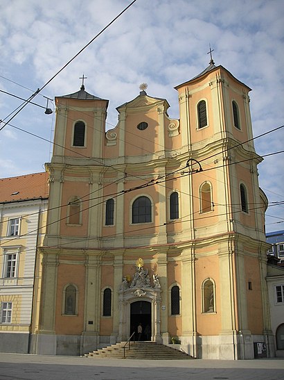 Ako do Župné Námestie hromadnou dopravou - O mieste