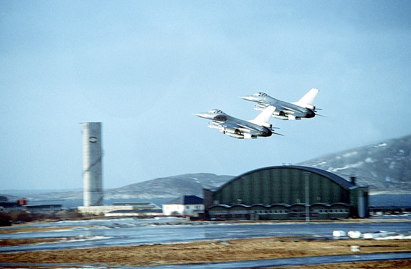 File:Two F-16 at Bodø Main Air Station.jpg