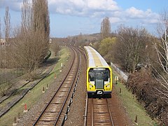 Trein van het type H onderweg tussen Biesdorf-Süd en Elsterwerdaer Platz