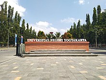 Negeri di jogja universitas Daftar Universitas