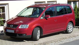 File:VW Touran red.JPG - Simple English Wikipedia, the free encyclopedia