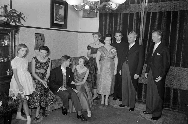 File:Verlovingsfeest van de Familie v.d. Borg, 1957 GN42460.jpeg