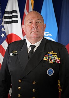 Vice-amiral Stuart Mayer.jpg