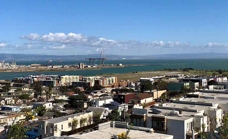 File:View from Bayview Park - February 2018 (6713).jpg
