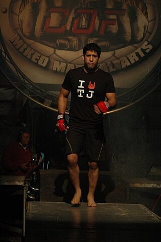 <span class="mw-page-title-main">Virgil Lozano</span> Mexican mixed martial arts (MMA) fighter
