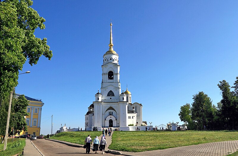 File:Vladimir Dormition Cathedral Bell tower IMG 9825 1725.jpg