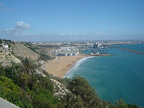 Safi - Výhled na pláž, přístav a město