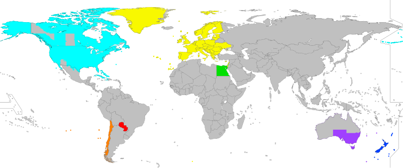 Daylight saving time in the world. Areas shown in the same color start and end DST within less than a week of each other. World DST.svg