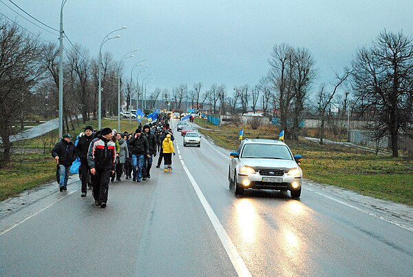 Euromaidan on the road to Mezhyhirya