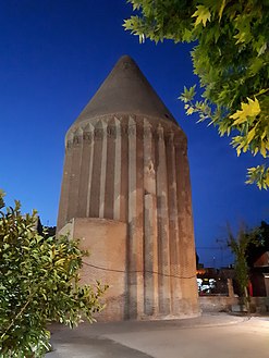 برج وضريح علاء الدين ويكيبيديا