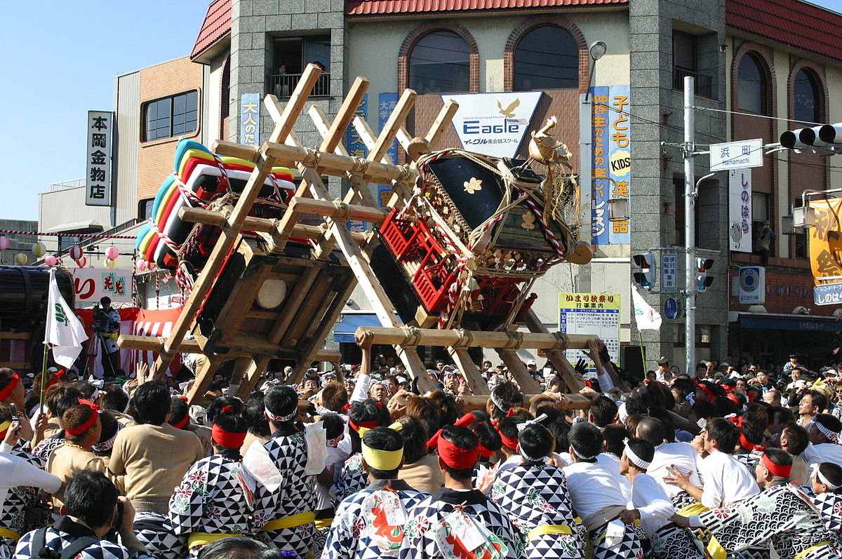 File 日本三大喧嘩祭り伊万里トンテントン Jpg 來自維基導遊的旅行指南