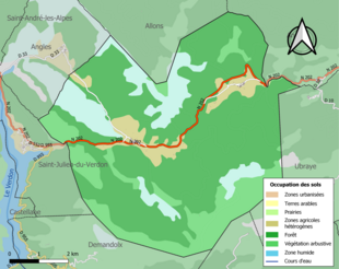 Barevná mapa znázorňující využití půdy.