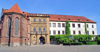 Brzeg slott