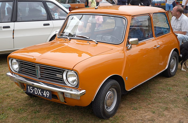 File:15-DX-49 Austin Mini 1100.jpg