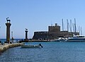 Port Mandraki, miasto Rodos