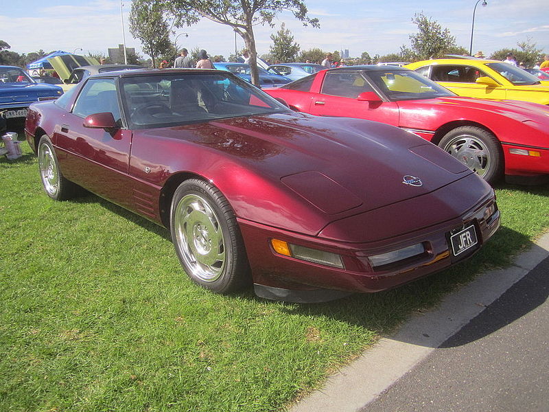 File:1993 Chevrolet Corvette 40th Anniversary (8629884433).jpg