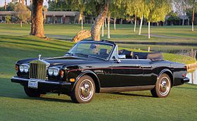 Hàng siêu hiếm RollsRoyce Corniche có giá tính thuế gần 42 tỷ đồng tại  Việt Nam