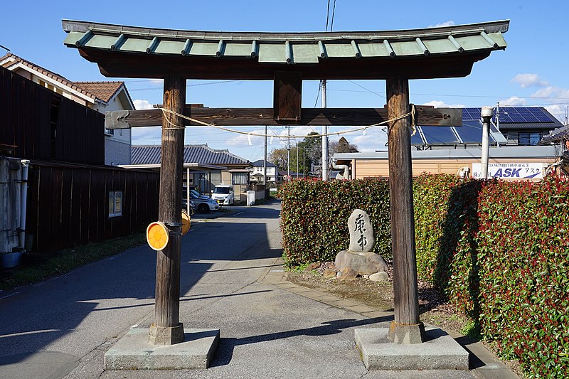 File:1th Torii of Yanuki-jinja (Kamiedacho, Ota).jpg