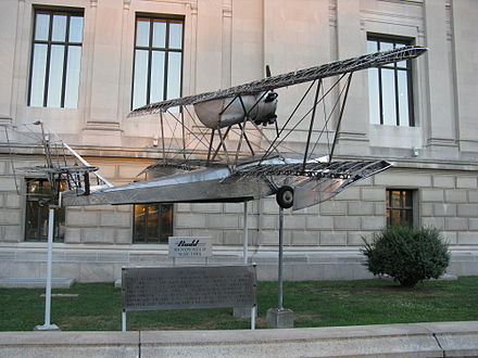 Budd BB-1 Pioneer in front of the museum