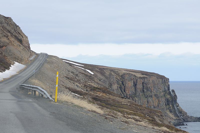 File:2014-04-29 10-24-19 Iceland - Ólafsfirði Ólafsfjörður.JPG