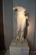 Estatua de Afrodita del tipo Afrodita de Frejus.