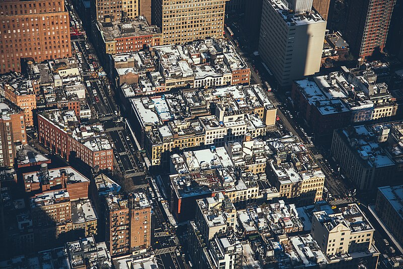 File:A few of New York's shorter buildings (Unsplash).jpg