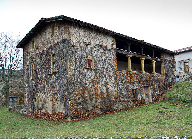 File:Affoux ferme.jpg