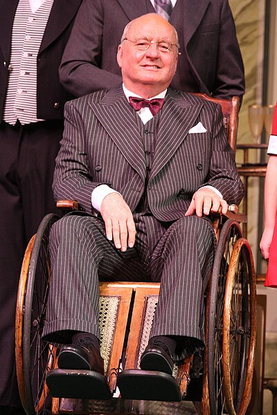 Jones as Franklin Delano Roosevelt in the musical Annie