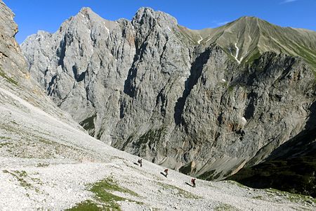 North side, taken on the descent from the Knorrhütte