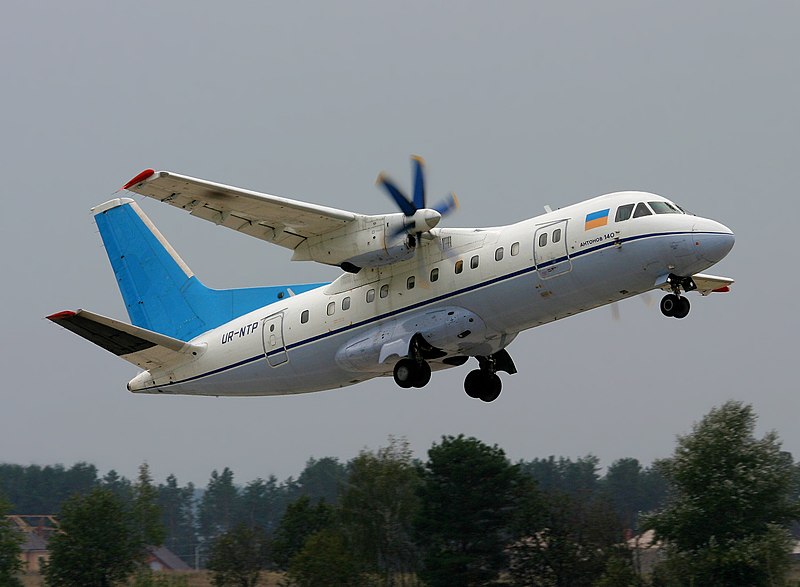 File:Antonov An-140, Antonov Design Bureau AN1407315.jpg