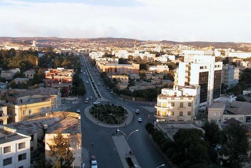 صورة:Asmara-Panorama.jpg