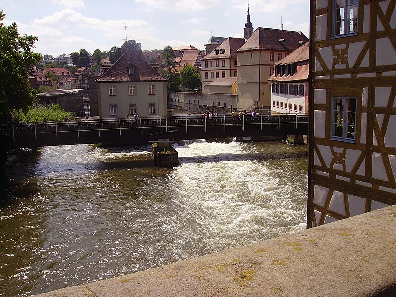 File:Bamberg Altes Rathaus Brücke 1.JPG