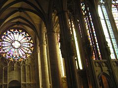 Transept de la cathédrale Saint-Nazaire de Carcassonne (vers 1330).