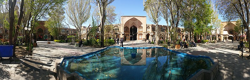 File:Bazaar of Tabriz, carvaansray.jpg