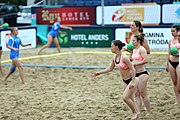 Deutsch: Beachhandball Europameisterschaften 2019 (Beach handball Euro); Tag 5: 6. Juli 2019 – Frauen, Platzierungsspiel für die Ränge 17–20, Nordmazedonien-Slowenien 0:2 (10:13, 9:15) English: Beach handball Euro; Day 5: 6 July 2019 – Placement Match/Cross Match for rank 17–20 Women – North Macedonia-Slovenia 0:2 (10:13, 9:15)