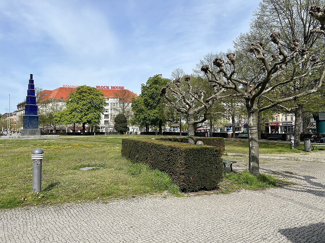 Theodor-Heuss-Platz