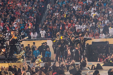 Bruno Mars and The Hooligans performing "Uptown Funk" at the Super Bowl 50 halftime show