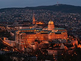 Le château de Buda à Budapest (Hongrie). (définition réelle 1 024 × 768)