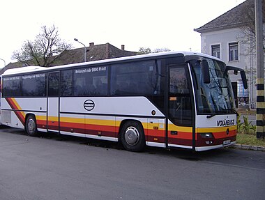 A Volánbusz távolsági autóbusza Makón