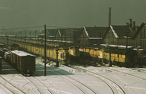 One of the M-10003-6 trains (center left) along with EMD E6 locomotives and other streamlined cars. CNW Streamliners.jpg