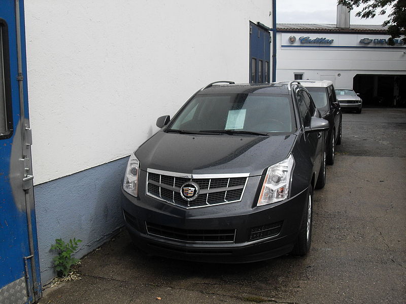 File:Cadillac SRX front.JPG