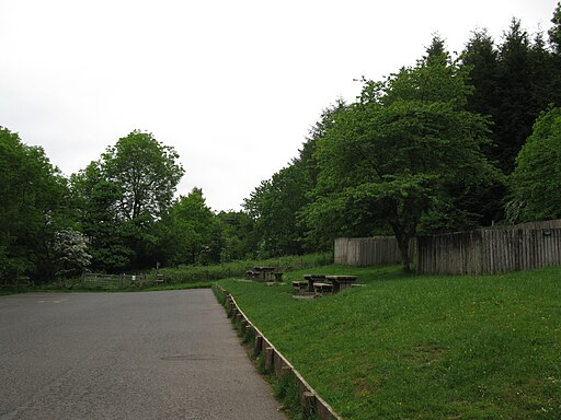 Car park picnic area - geograph.org.uk - 1912873