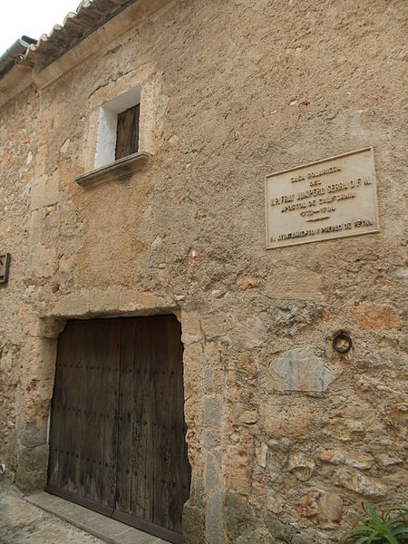 File:Casa natal de Fra Juníper Serra a Petra (4).jpg