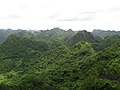 Cat Ba mountains (4855866481).jpg