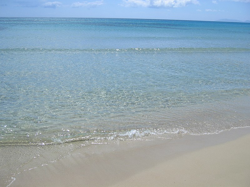 File:Cesme 2008 - Funbeach 03 - panoramio.jpg