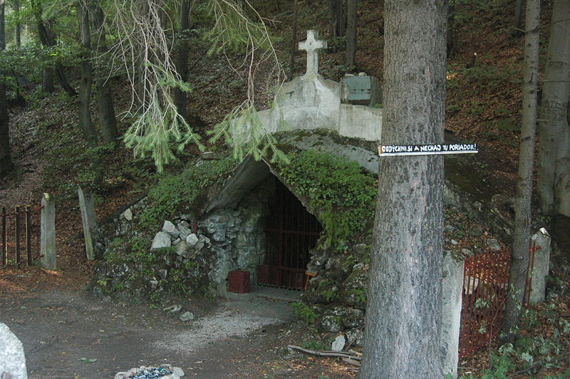 File:Chapel nitra spring.jpg