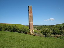 Chimney at Leven Vale (view east) - geograph.org.uk - 1604343.jpg