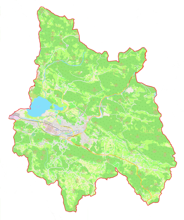 Mapa konturowa gminy miejskiej Velenje, blisko centrum na lewo znajduje się punkt z opisem „Velenje”